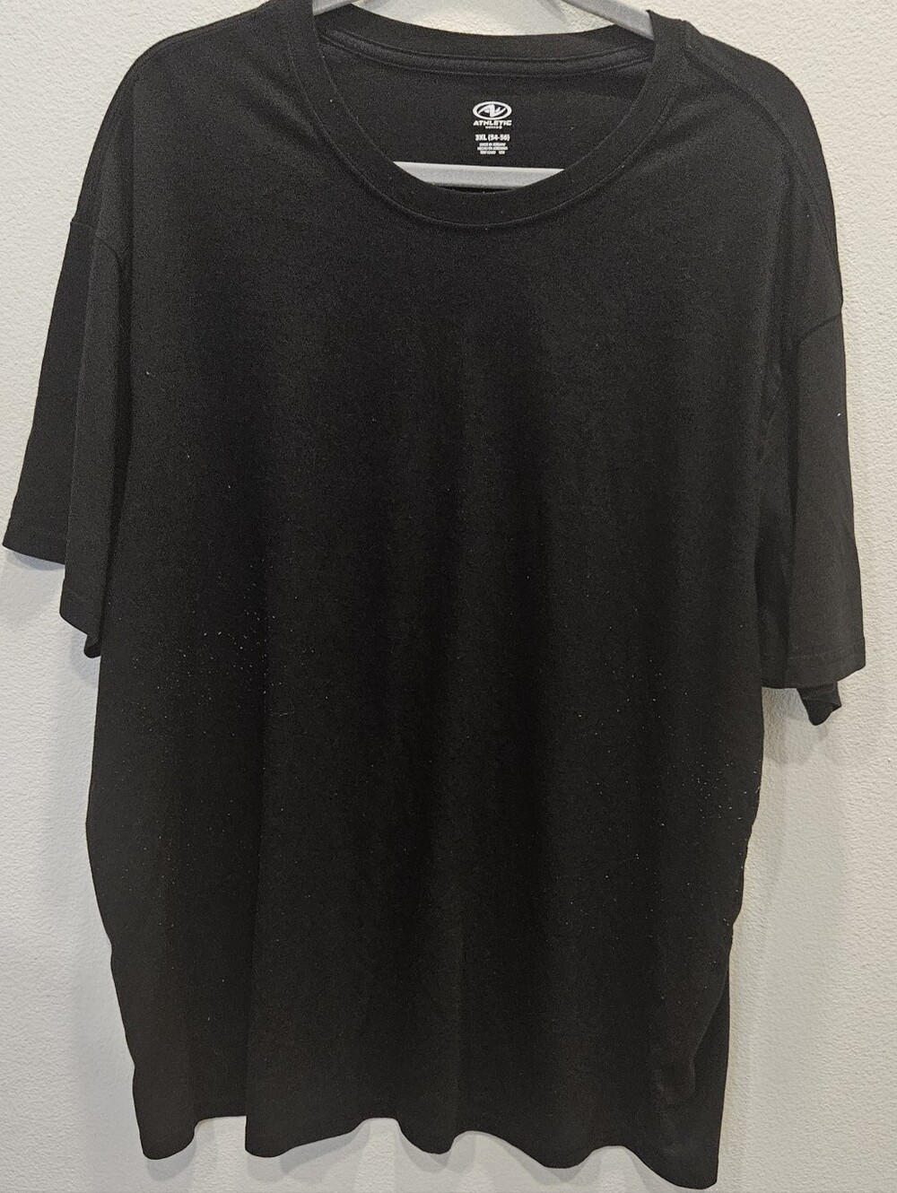 Athletic Works Black Short Sleeve Crew Neck Tee
